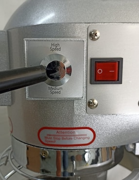 Batidora industrial Comerzalia 3 velocidades Bat-10L