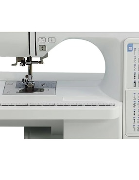 Máquina de coser digital Brother CS7205