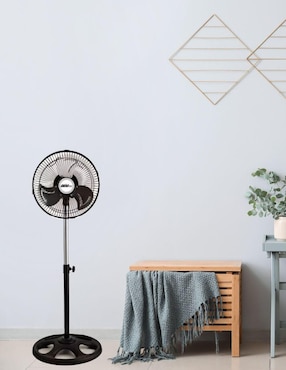 Ventilador de pedestal Aerotec 3 velocidades