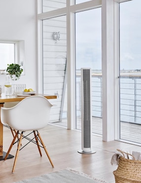 Ventilador de torre Stadler Form con control remoto 6 velocidades