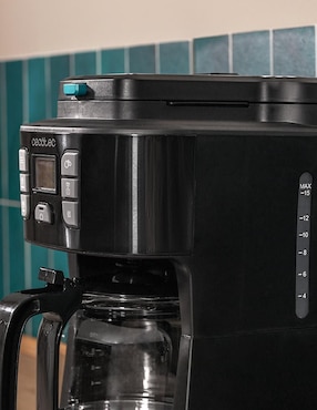 Cafetera de goteo Cecotec Coffee 66 Grind & Drop