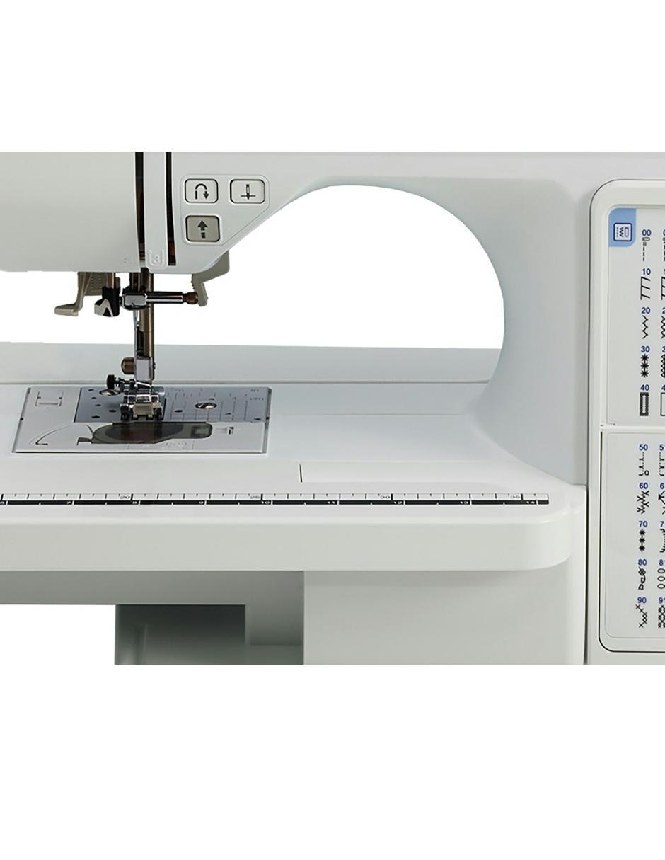 Máquina de coser digital CS7205 3