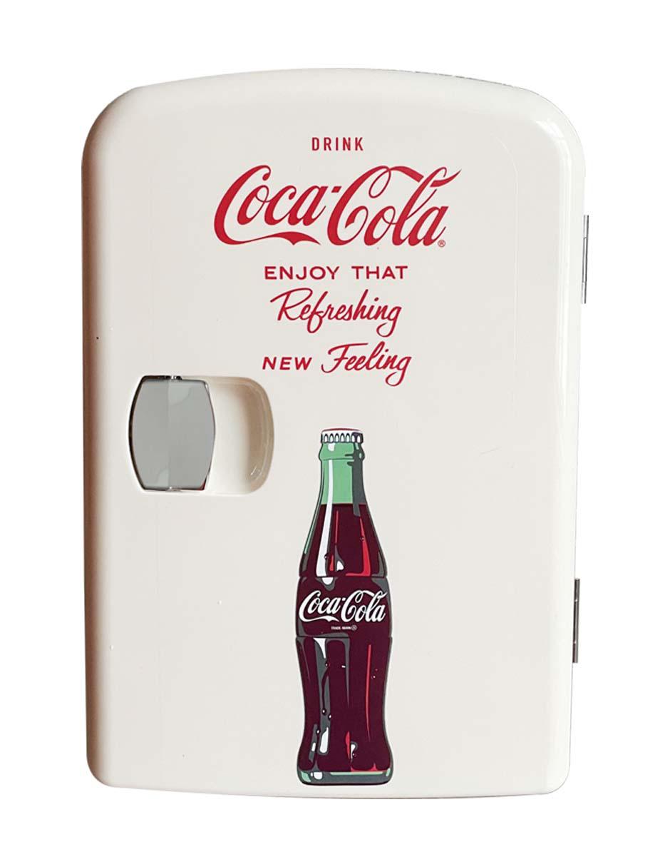 Por fin llegó el refrigerador de Coca-Cola a la tiendita 
