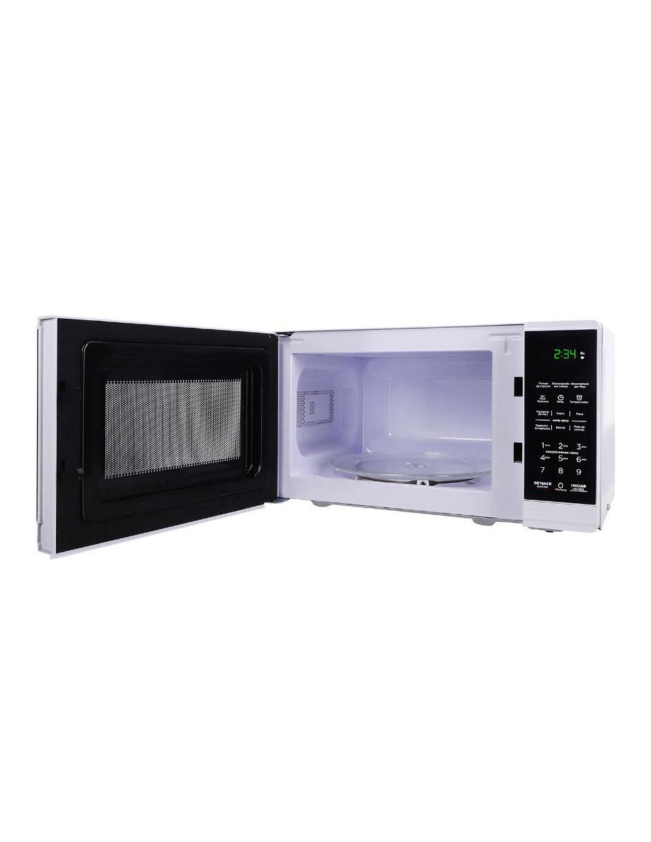 Horno de microondas convencional modelo MMDF07S2BW 0.7 pies cúbicos 4