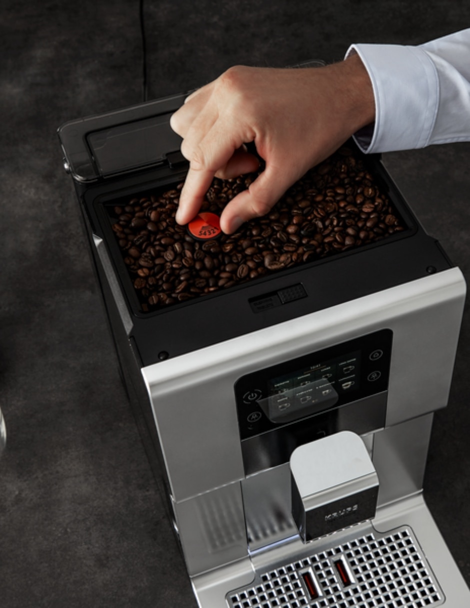 Cafetera super automática EA875EMX 5