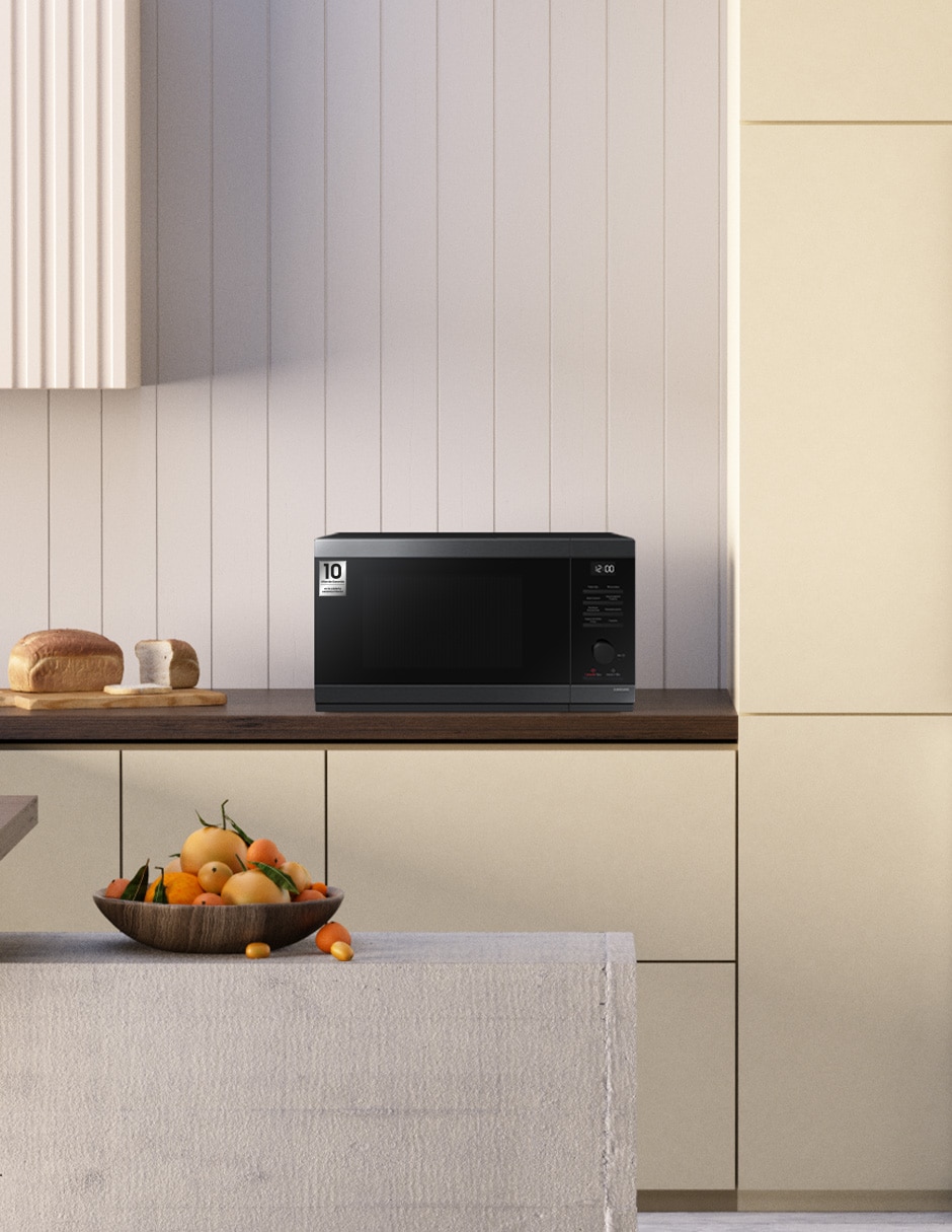 Horno de microondas con grill modelo MG32DG4524CGAX 1.1 pies cúbicos 2