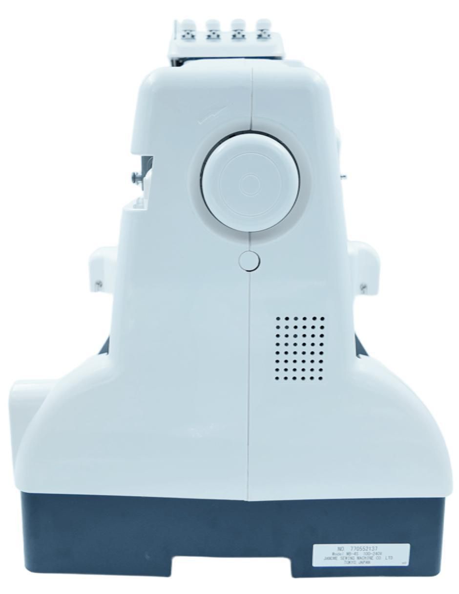 Máquina bordadora 8