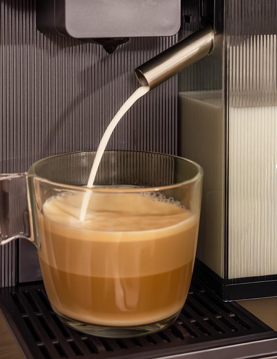 Cafetera espresso FreeStyle Latte T A01AM01001852 3